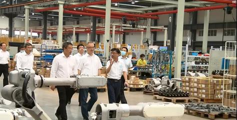 模式創新驅動技術產品雙升級，王清憲省長調研埃夫特為中小企業服務指明方向