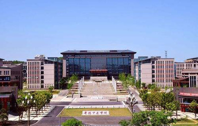 貴州省汽車(chē)駕駛技工學(xué)校與貴州廣告設(shè)計(jì) 技能與創(chuàng)意的融合之路